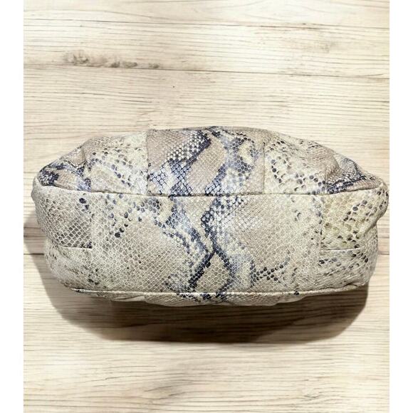 Coach 18929 Madison Maggie Limited Edition Python Shoulder Bag - Picture 4 of 10